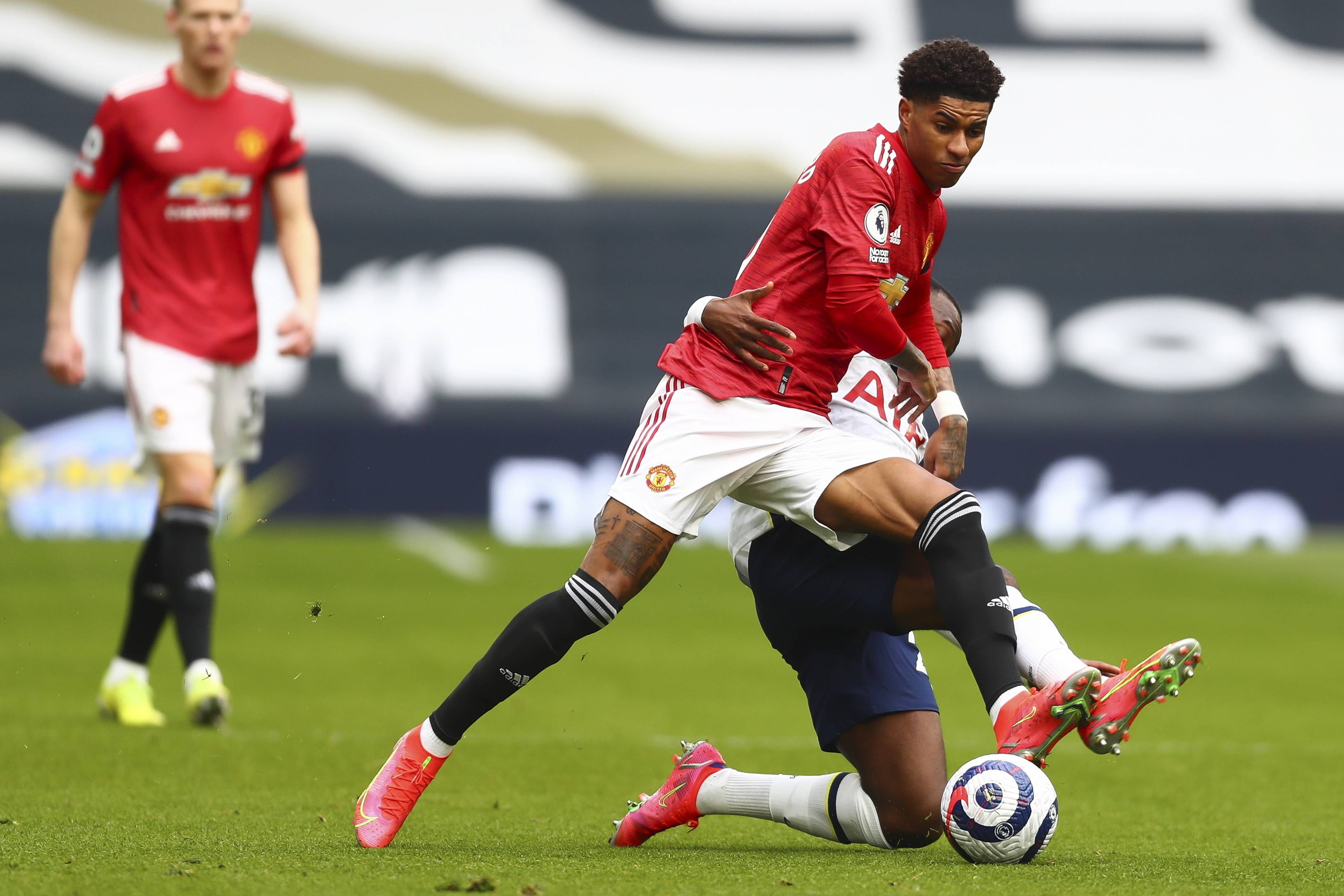 際的高額交 際的高額交