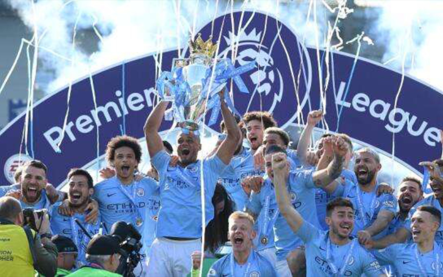 替补登场 替补登场